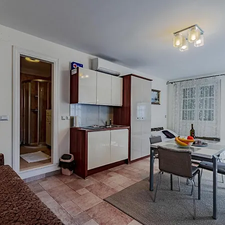 Apartment Center Pelavin Mir Korcula Town